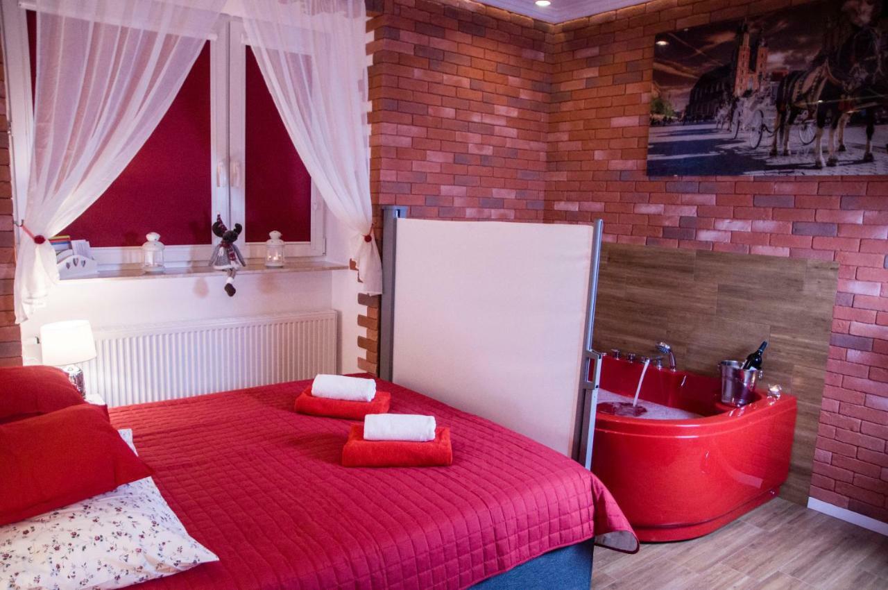 Jacuzzi Apartment Red Kraków Eksteriør billede