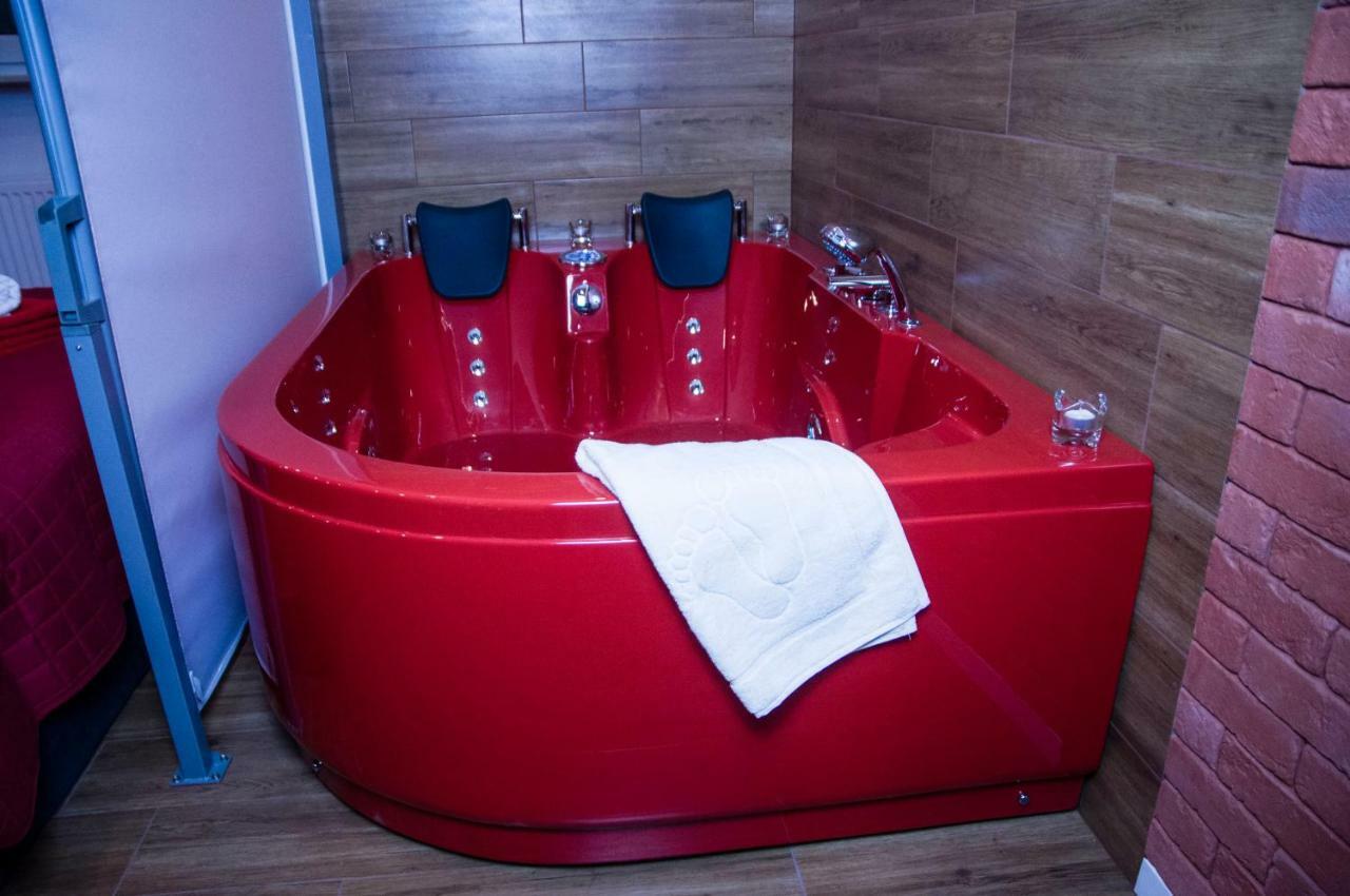 Jacuzzi Apartment Red Kraków Eksteriør billede